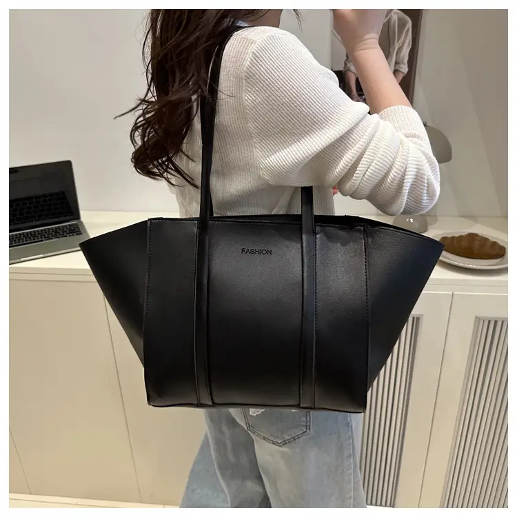 Women's Retro Underarm Bags Large Capacity Shoulder Handbag — feature 16