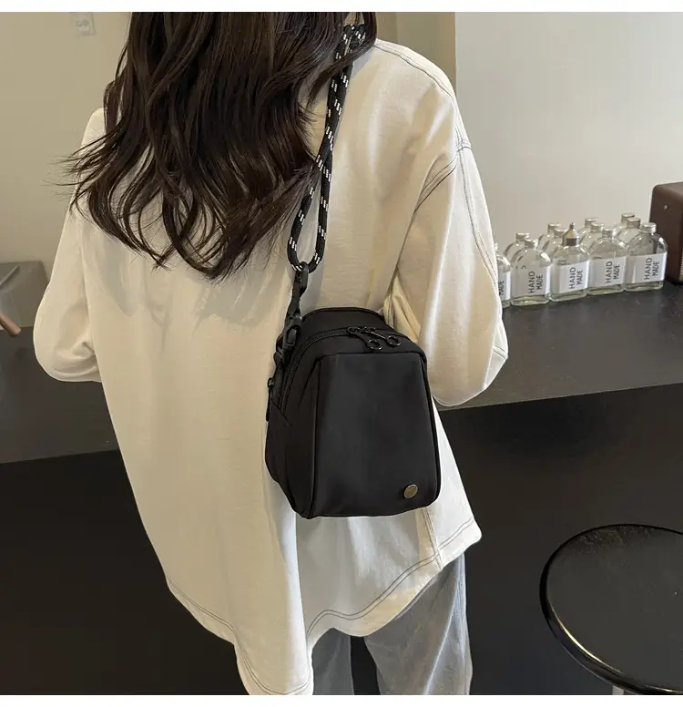 Women's Crossbody Bag Cream Simple Shell Casual All-match — feature 18