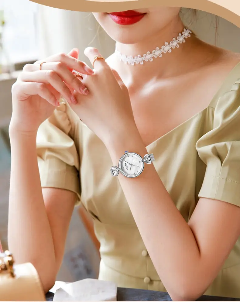 Women's Pink Pearl Dial Mesh Strap Quartz Watch — feature 3