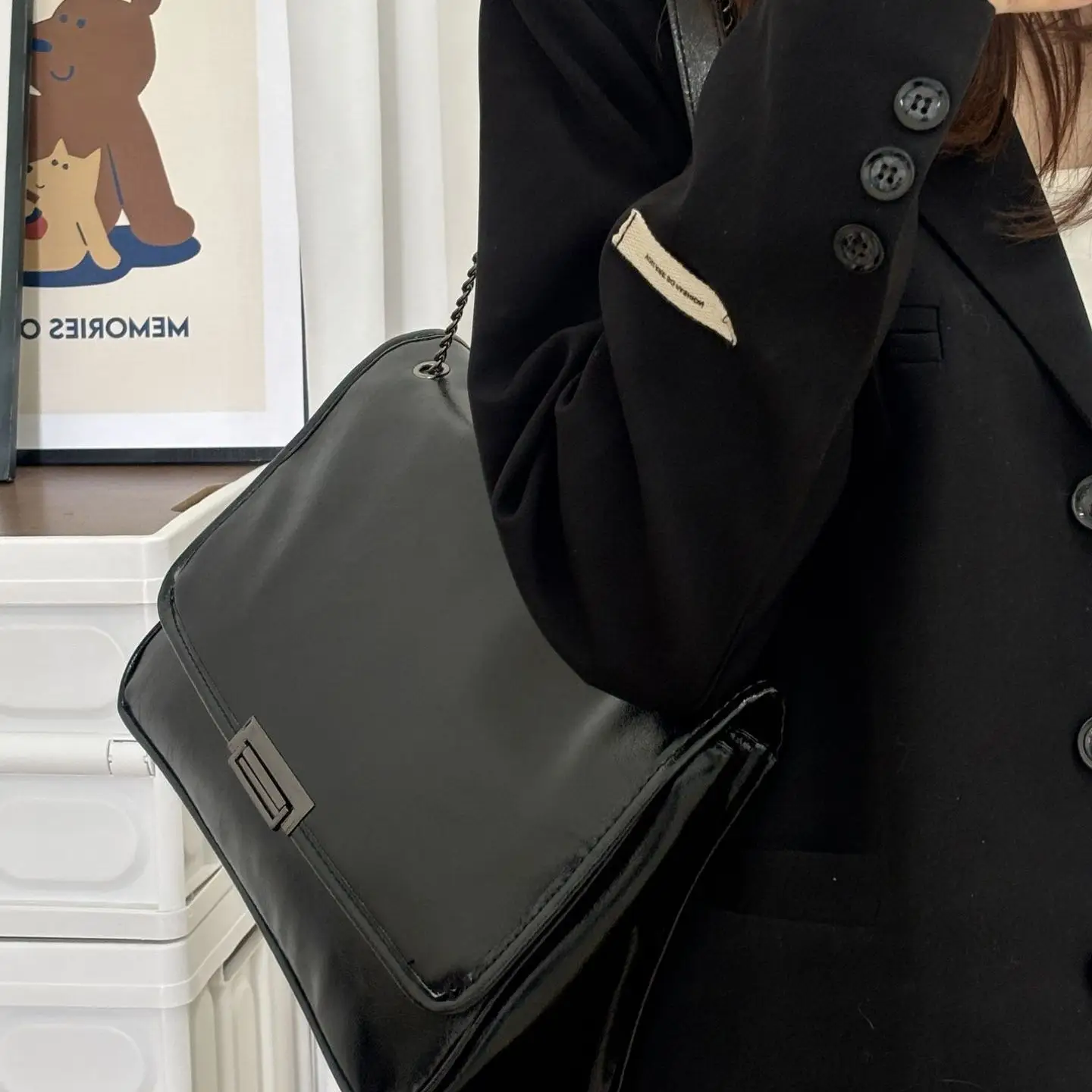 2026 Retro Chain Shoulder Bag Black Large Capacity - Image 4