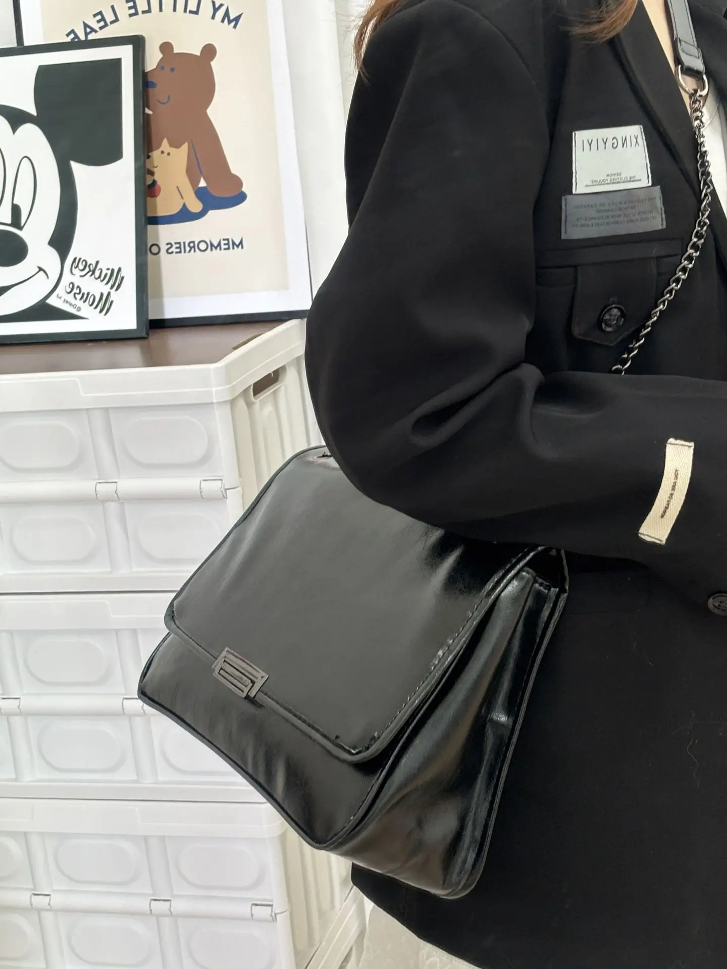 2026 Retro Chain Shoulder Bag Black Large Capacity — feature 16