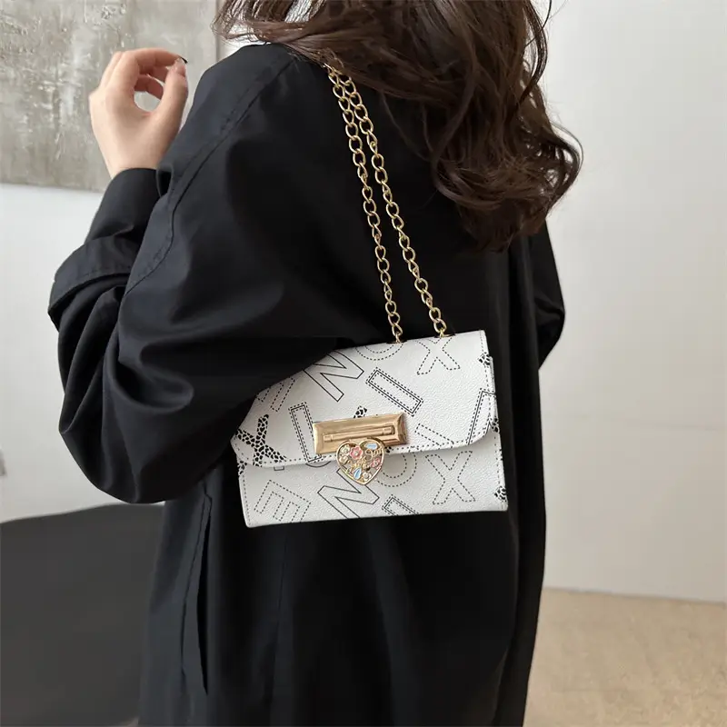 Retro Lock Chain Crossbody Bag Women Casual Shoulder Bag - Image 5