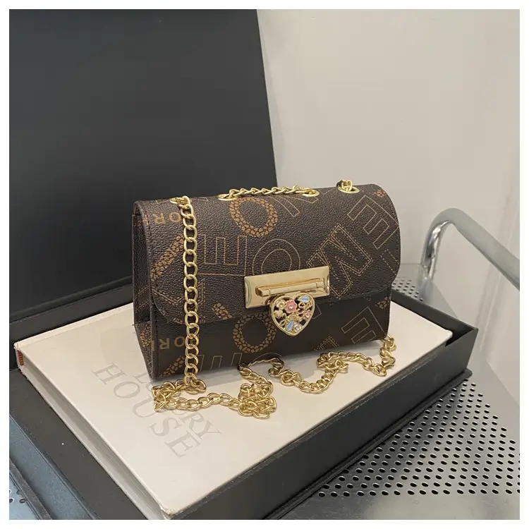 Retro Lock Chain Crossbody Bag Women Casual Shoulder Bag — feature 11