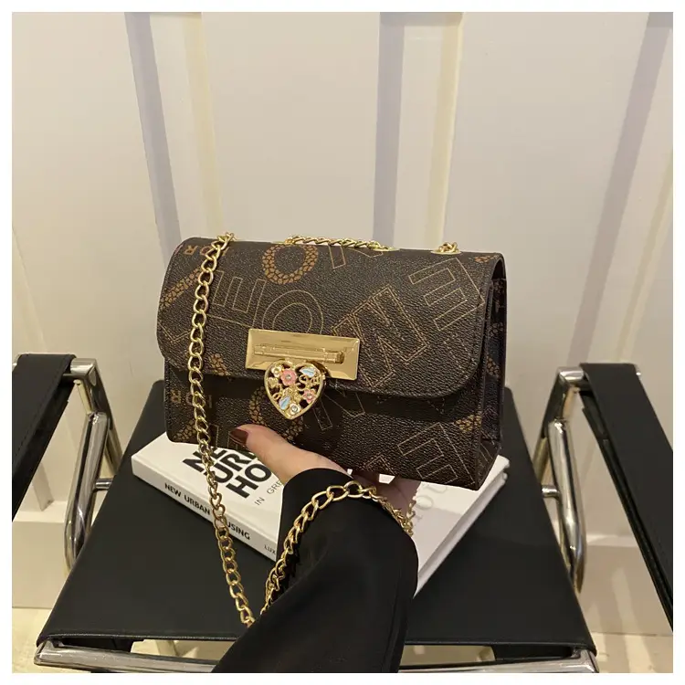 Retro Lock Chain Crossbody Bag Women Casual Shoulder Bag — feature 13