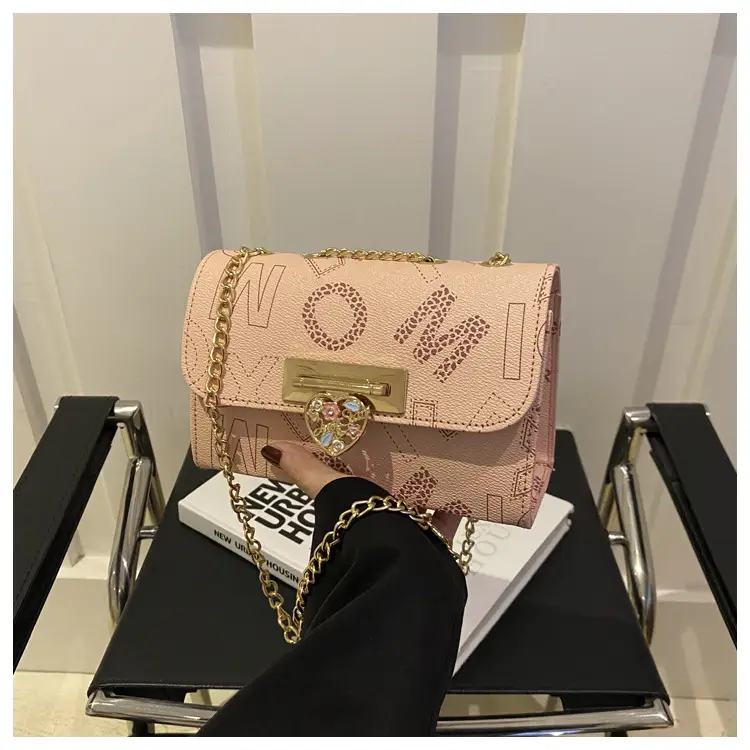 Retro Lock Chain Crossbody Bag Women Casual Shoulder Bag — feature 14