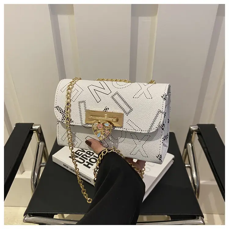 Retro Lock Chain Crossbody Bag Women Casual Shoulder Bag — feature 15