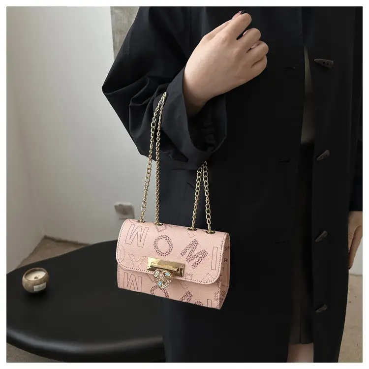 Retro Lock Chain Crossbody Bag Women Casual Shoulder Bag — feature 17