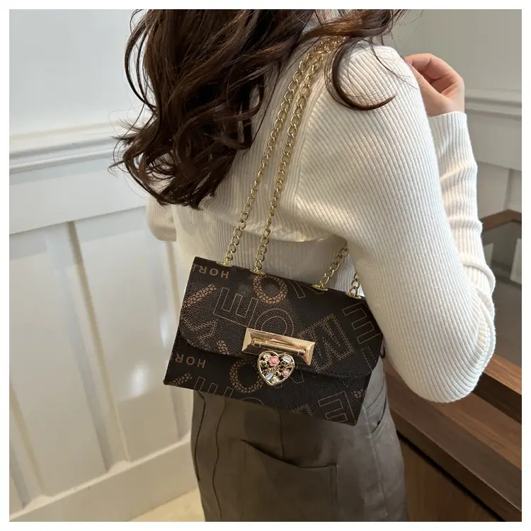 Retro Lock Chain Crossbody Bag Women Casual Shoulder Bag — feature 23