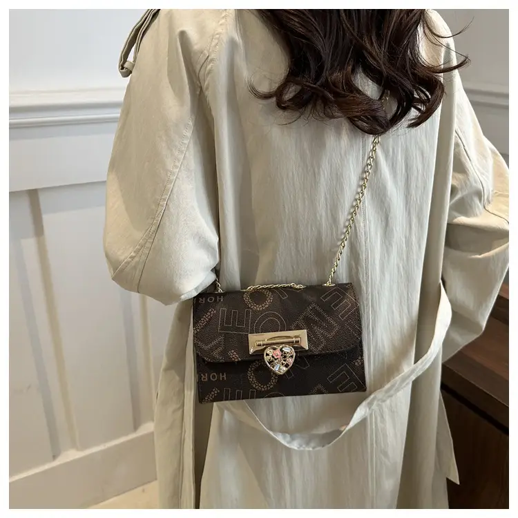 Retro Lock Chain Crossbody Bag Women Casual Shoulder Bag — feature 26