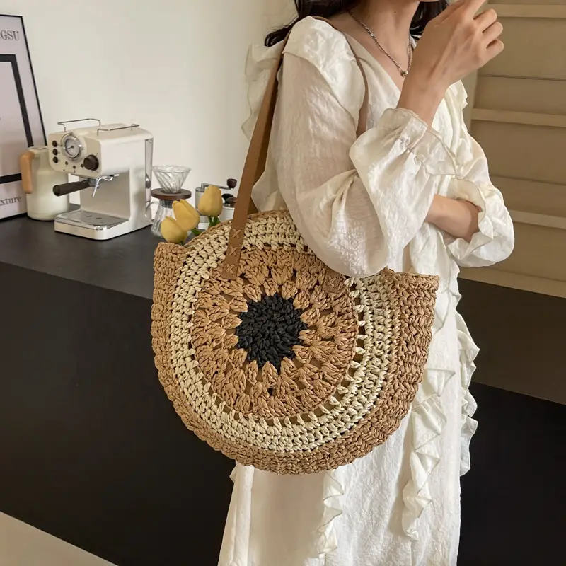 Women's Straw Woven Shoulder Bag Large Capacity Contrast Color - Image 6