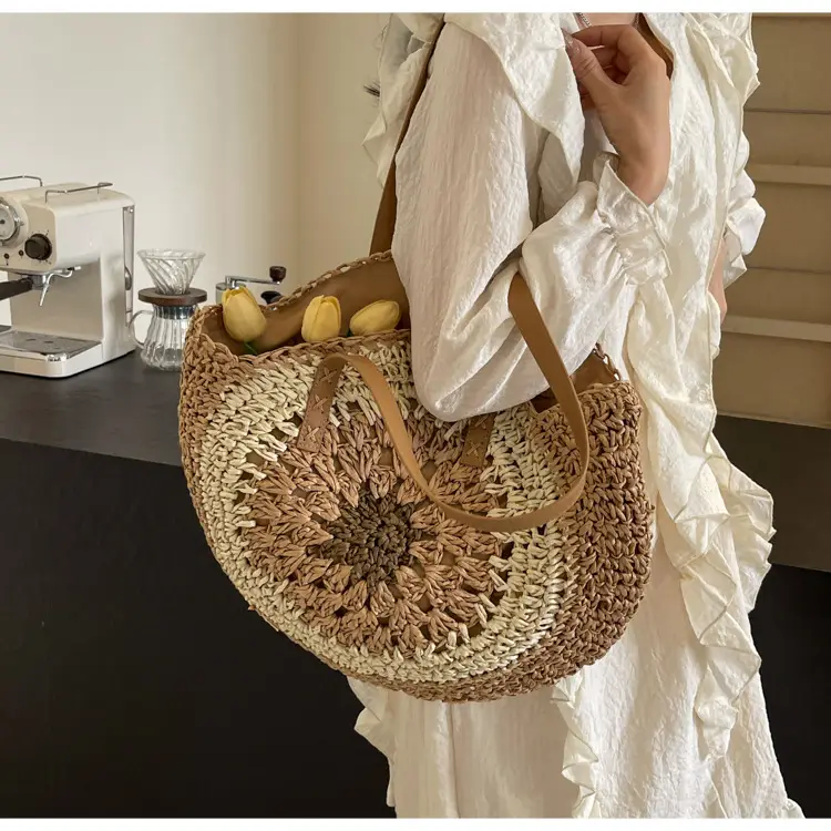 Women's Straw Woven Shoulder Bag Large Capacity Contrast Color — feature 23