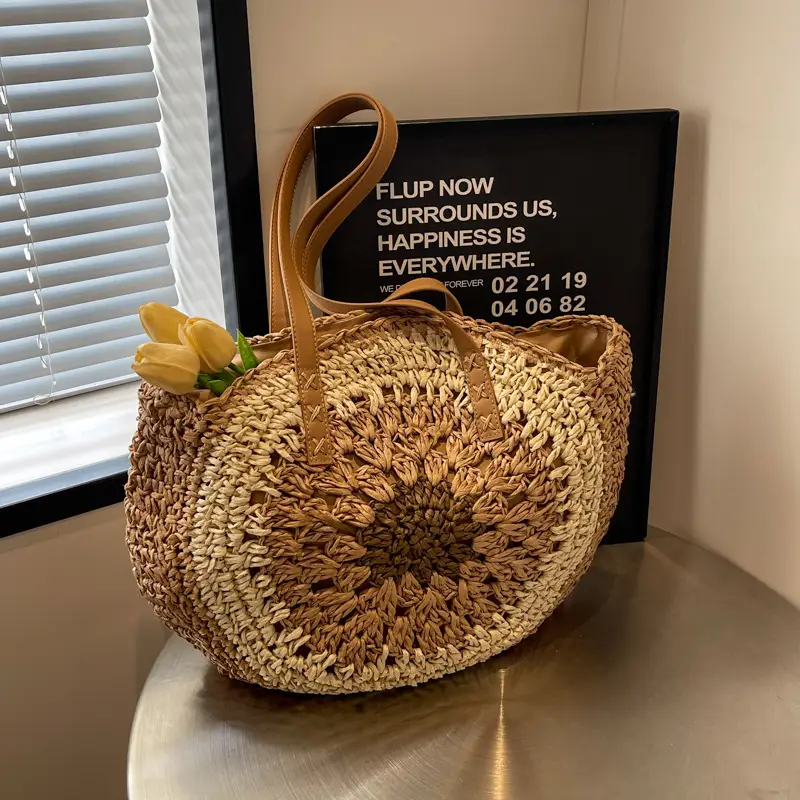 Women's Straw Woven Shoulder Bag Large Capacity Contrast Color - Image 2
