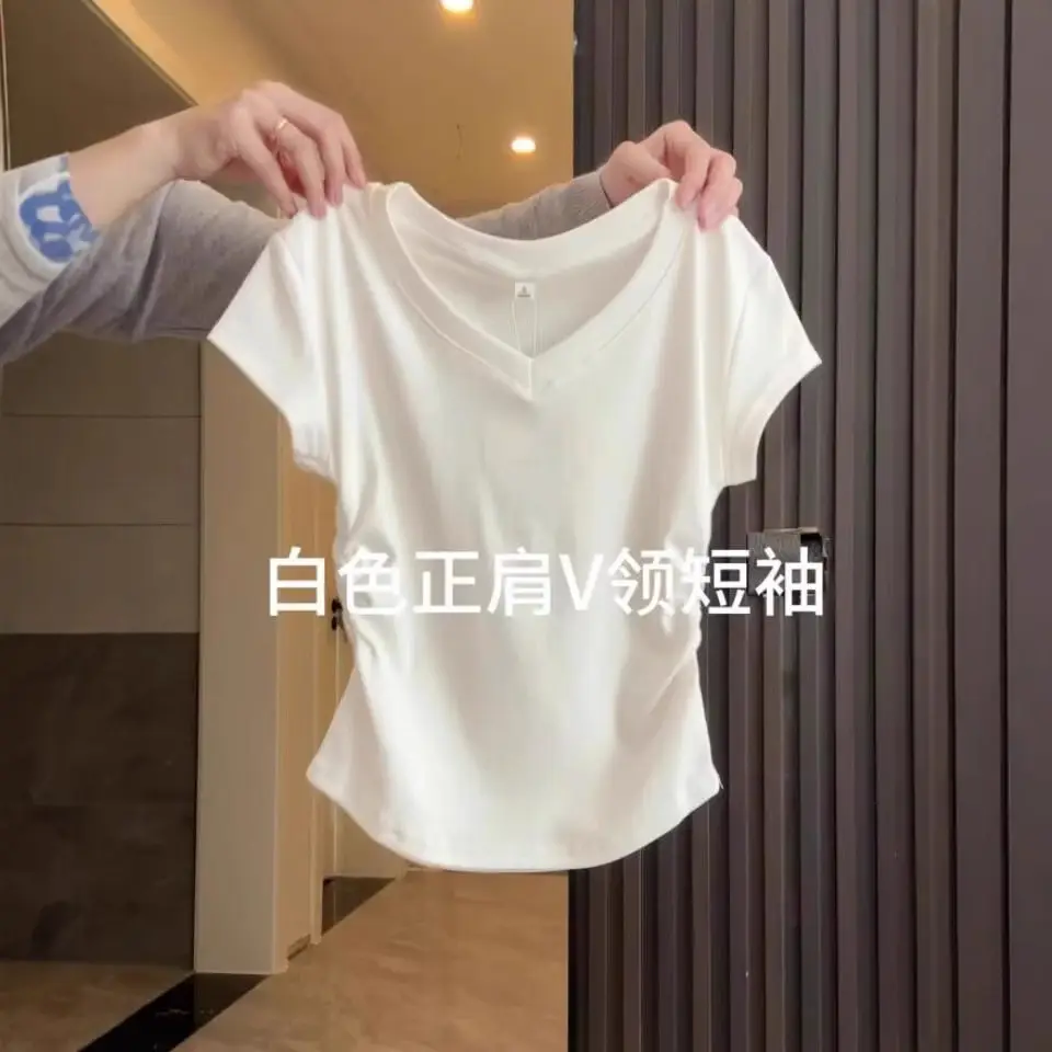 Pure Cotton V-Neck Short-Sleeve T-Shirt for Women, Summer Slim-Fit, Slimming, Pleated Design, Short Top, Trendy 2026 New Model