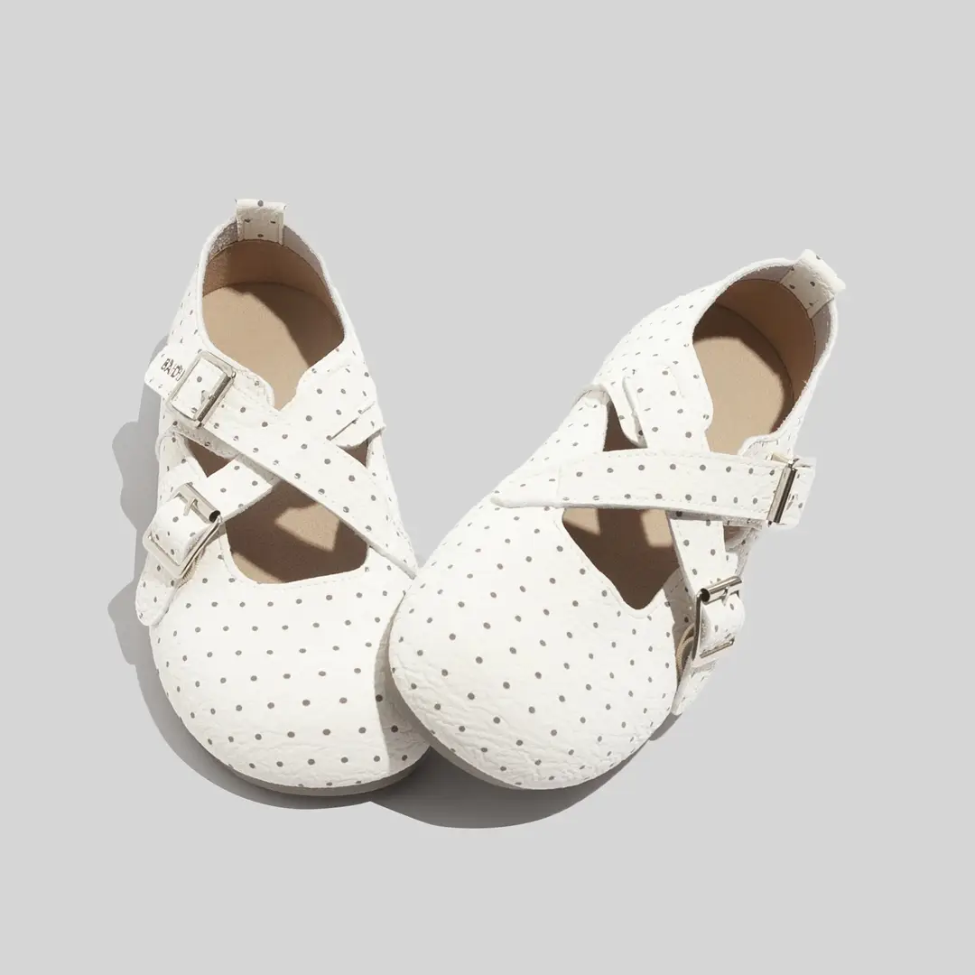 Shoes for Women 2026 Summer New Style Sneakers Red Thin-Soled Casual Shoes Versatile Soft-Soled Breathable Mary Jane Flat Shoes