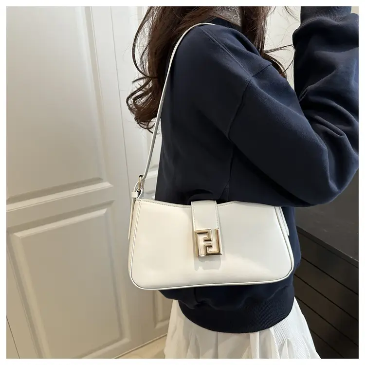 White Fendi Style Shoulder Bag for Women 2025 — feature 16