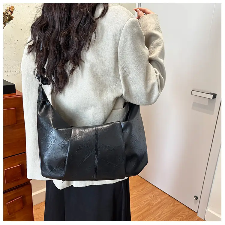 Korean Style Pleated Bag Large Capacity Beige — feature 20