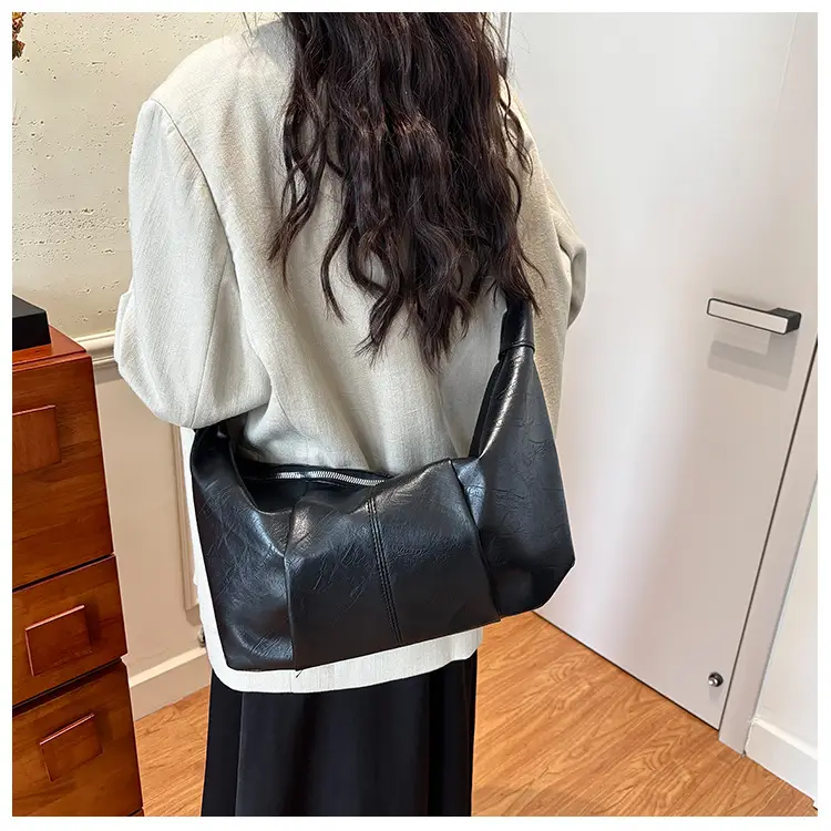 Korean Style Pleated Bag Large Capacity Beige — feature 21