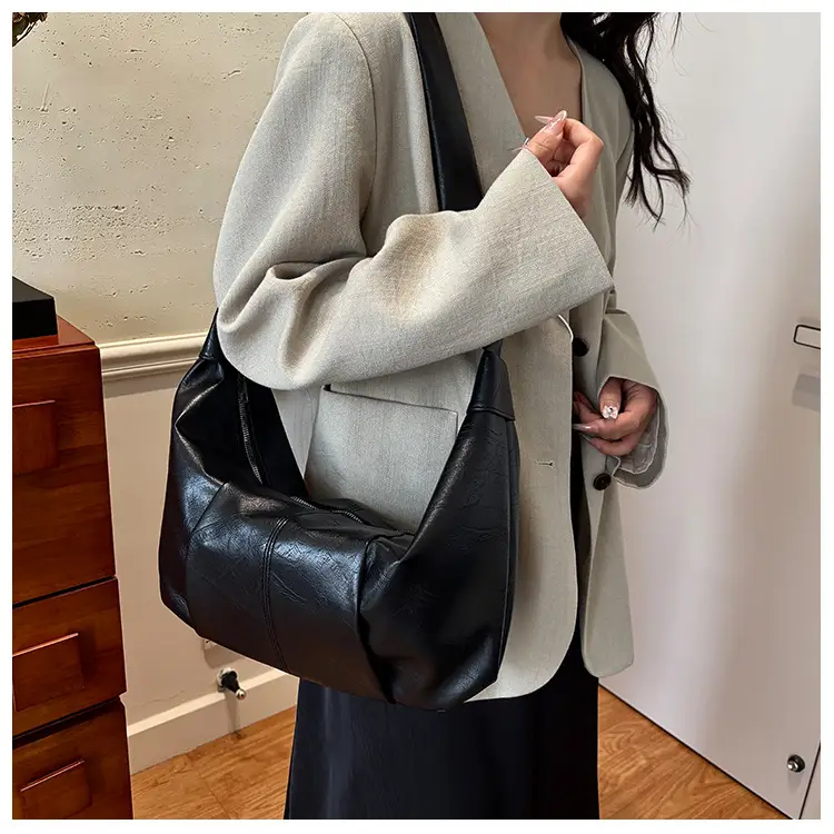 Korean Style Pleated Bag Large Capacity Beige — feature 22