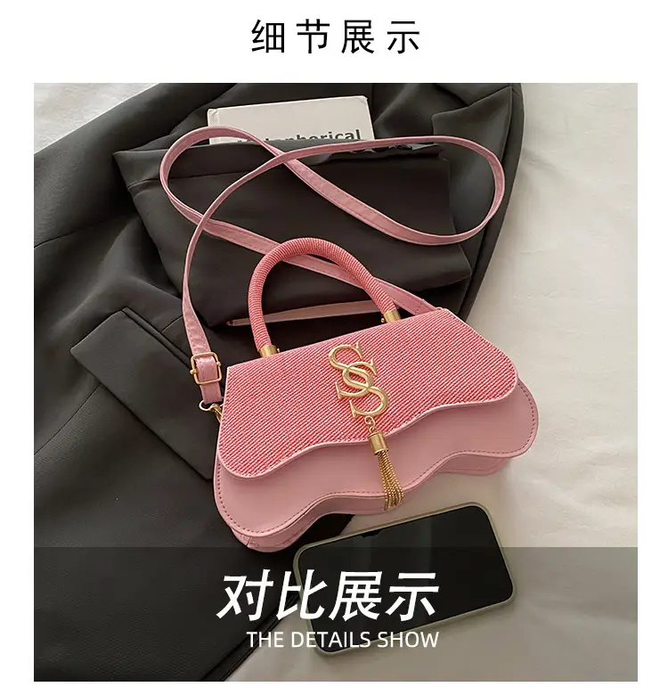 2025 Casual Diagonal Shoulder Bag with Letter Hardware — feature 11