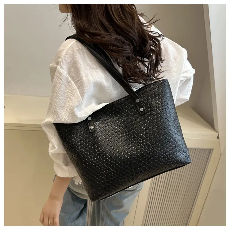 2025 Women's Black Textured Tote Bag Large Capacity — feature 28