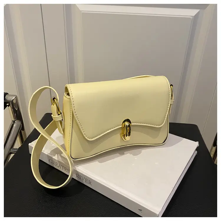 White Leather Shoulder Bag for Women 2025 — feature 11