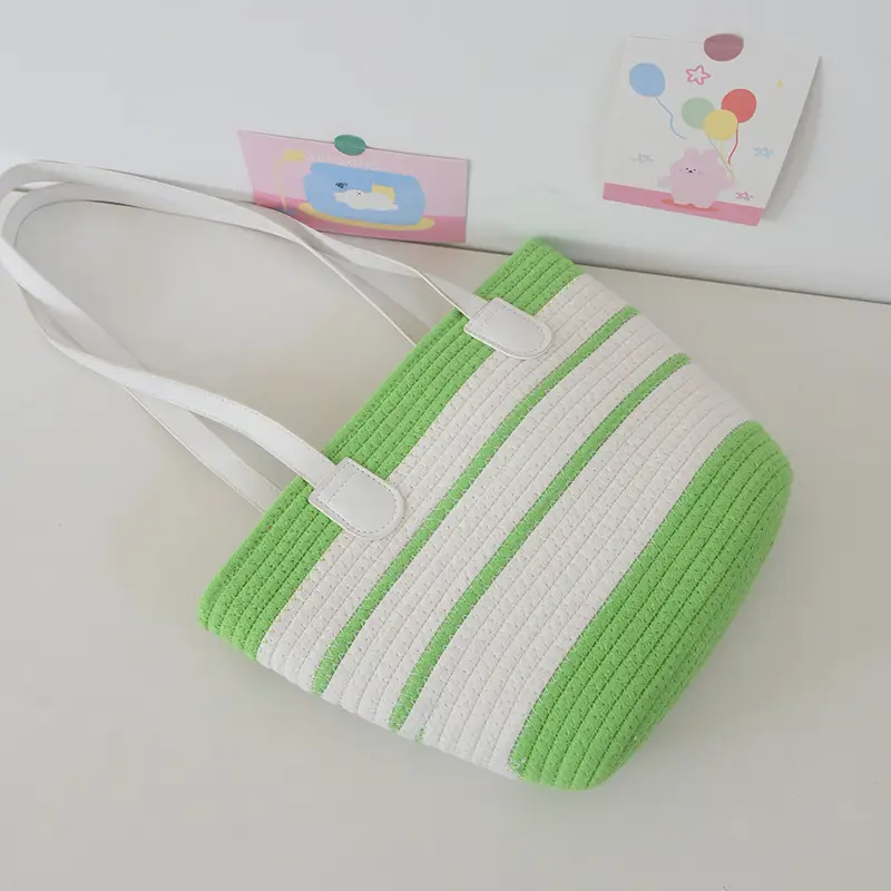 Women's Striped Straw Shoulder Bag Large Capacity - Image 5