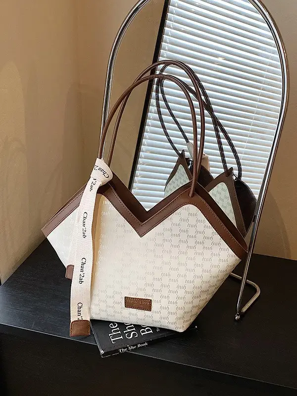 Trendy Women's White Embroidered Shoulder Bag 2025 - Image 9
