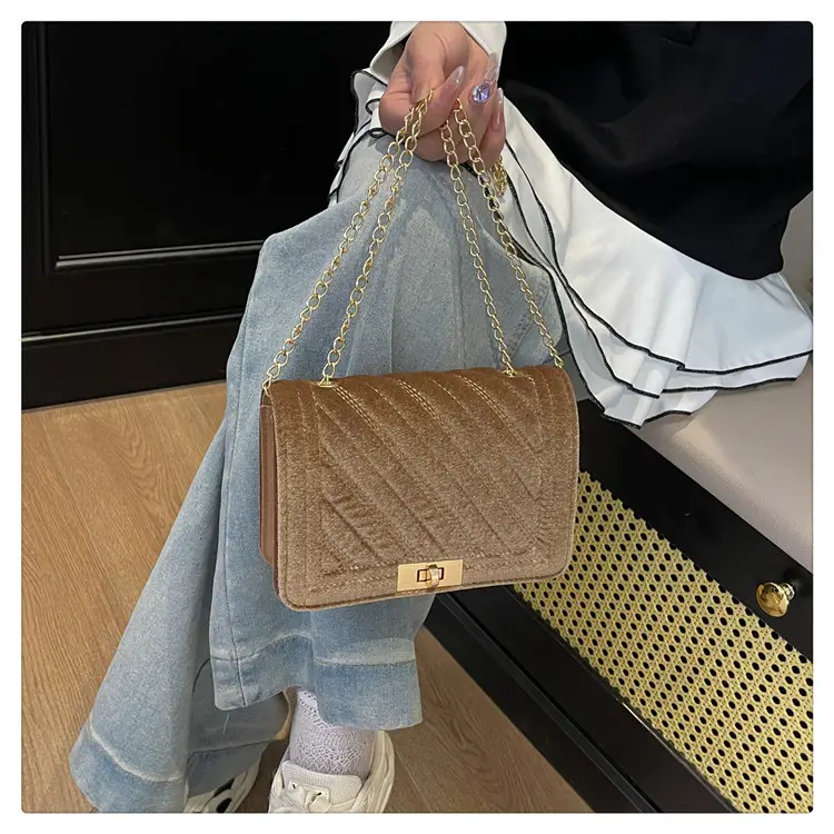 2025 Velvet Shoulder Bag Set 4 Colors — feature 18