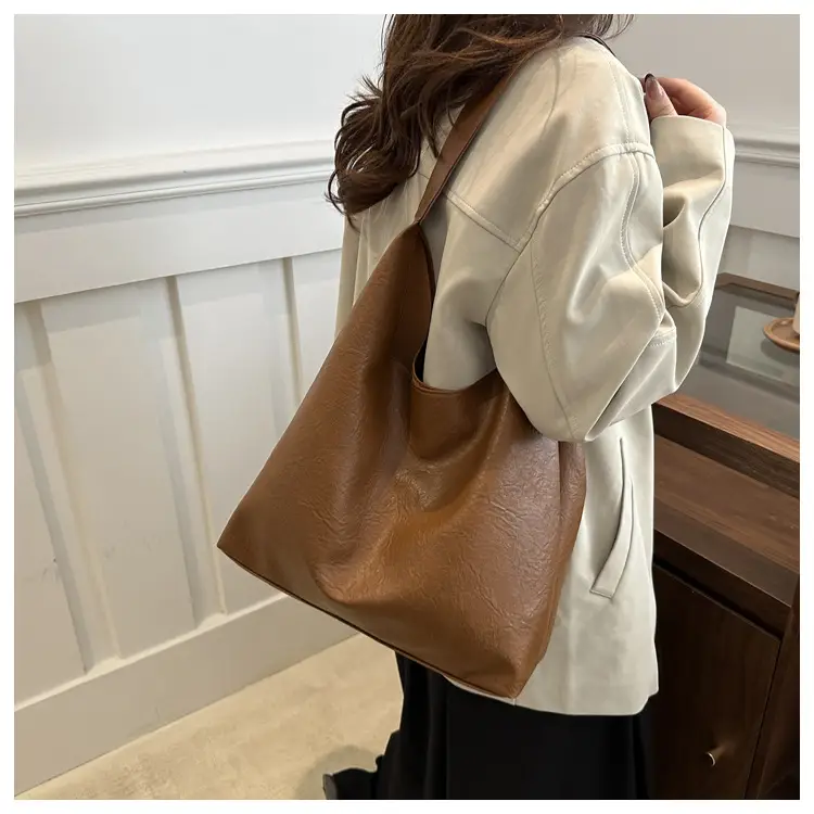 Korean Style Large Crossbody Bag for Women — feature 11
