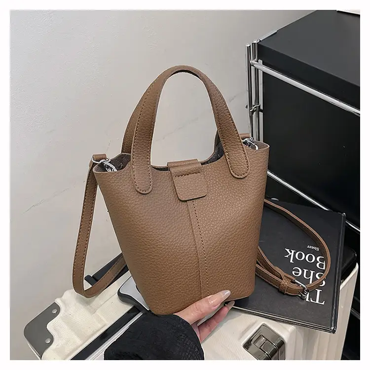 Women's Crossbody Bag Yellow 2025 New Niche Design - Image 6
