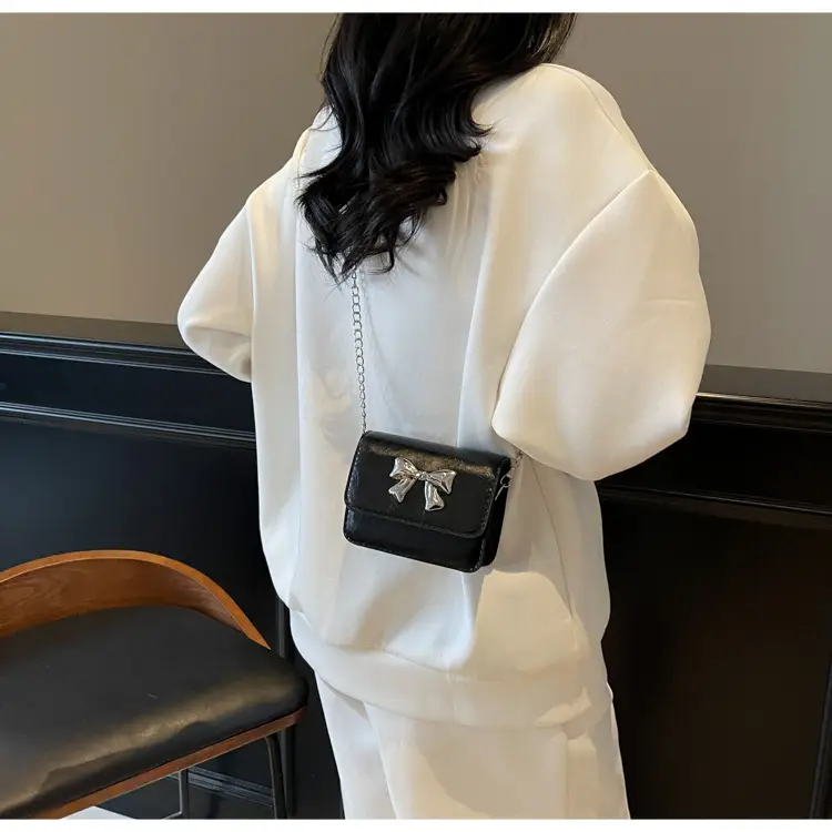 Women's White Butterfly Crossbody Bag 2025 — feature 8