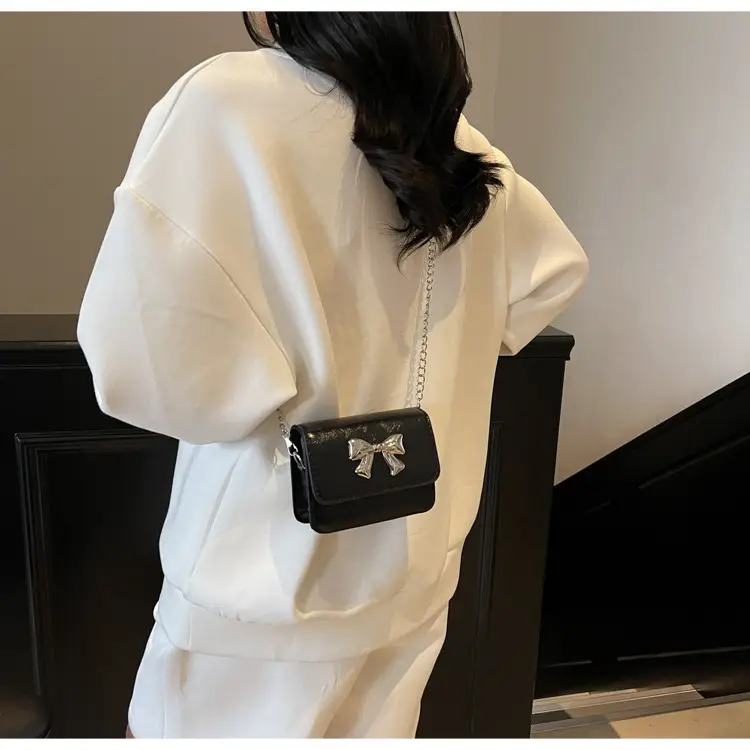 Women's White Butterfly Crossbody Bag 2025 — feature 9