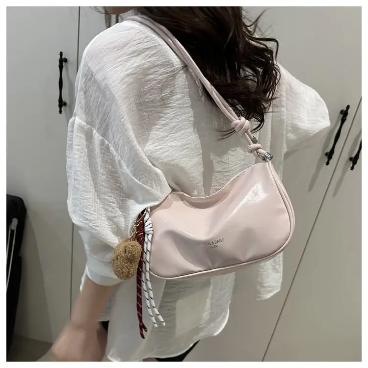 Stylish Gold Crossbody Bag for Women Summer 2025 — feature 17