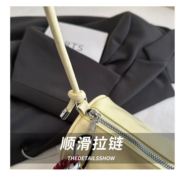 Stylish Gold Crossbody Bag for Women Summer 2025 — feature 5