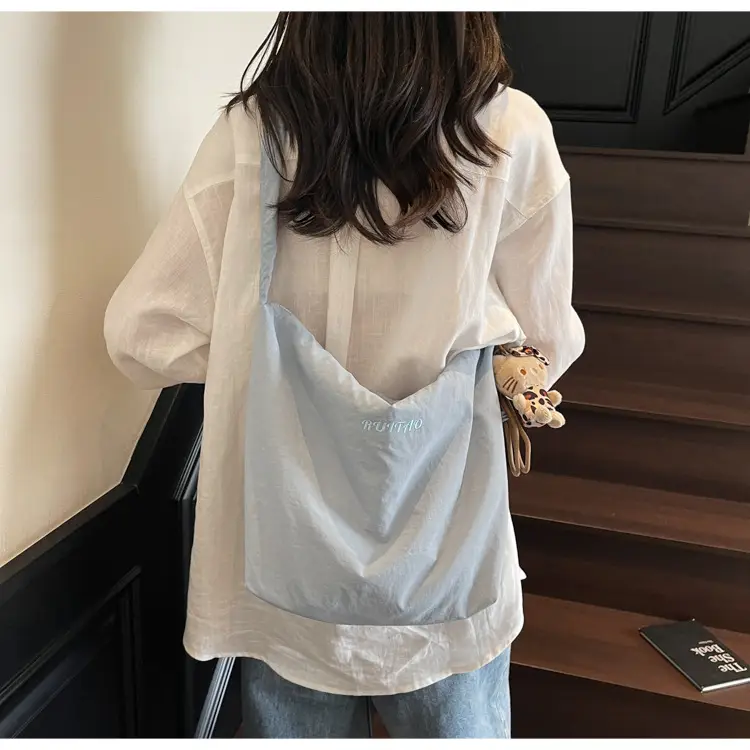 Light Blue Shoulder Bag for Women 2025 Summer Fashion — feature 13