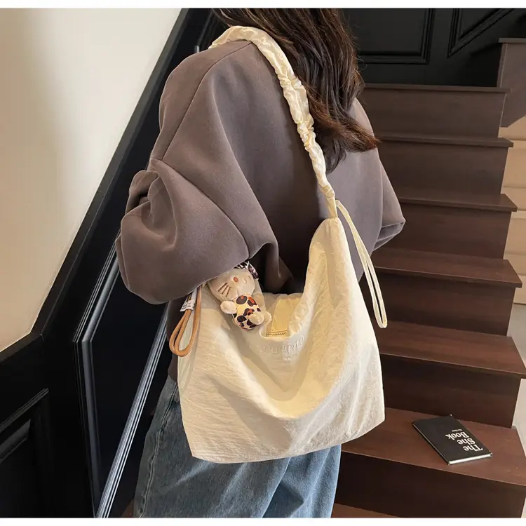 Light Blue Shoulder Bag for Women 2025 Summer Fashion — feature 15