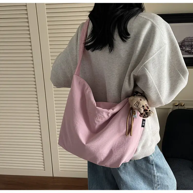 Light Blue Shoulder Bag for Women 2025 Summer Fashion — feature 17