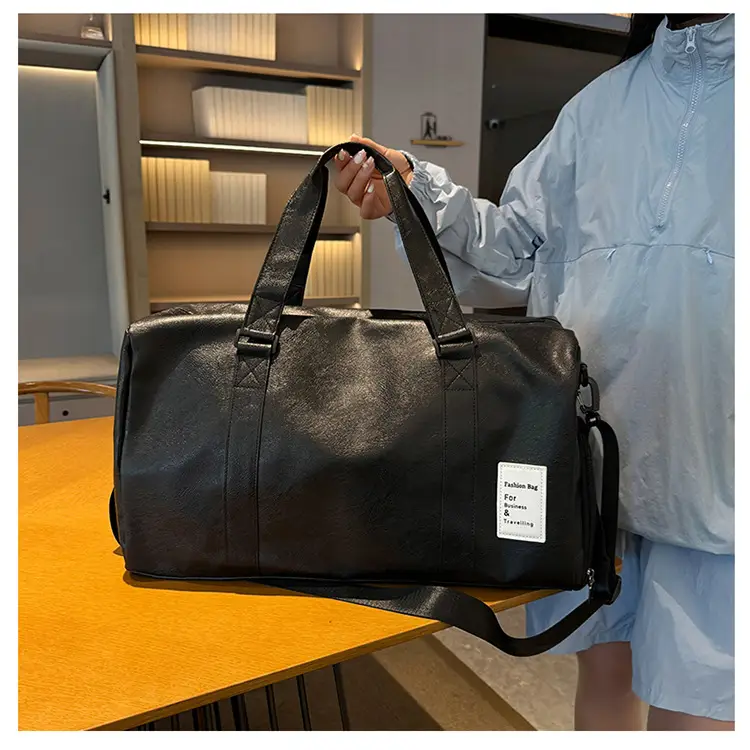 Black Leather Large Capacity Fitness Travel Bag — feature 18