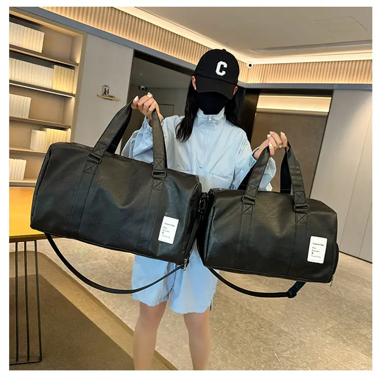 Black Leather Large Capacity Fitness Travel Bag — feature 25
