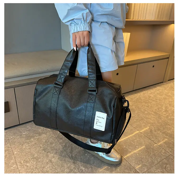 Black Leather Large Capacity Fitness Travel Bag — feature 31