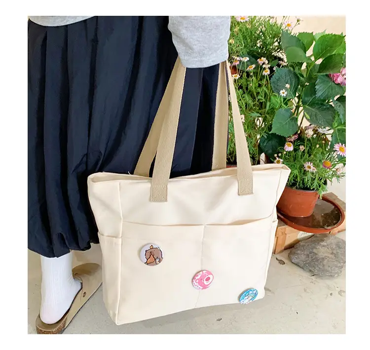 Japanese Zipper Tote Bag Cream Art Decorated — feature 16