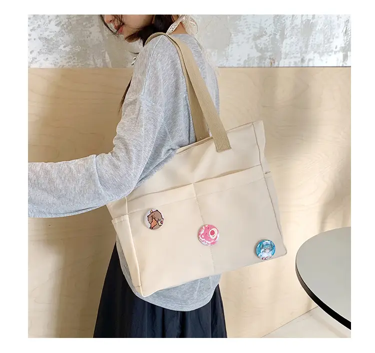 Japanese Zipper Tote Bag Cream Art Decorated — feature 18