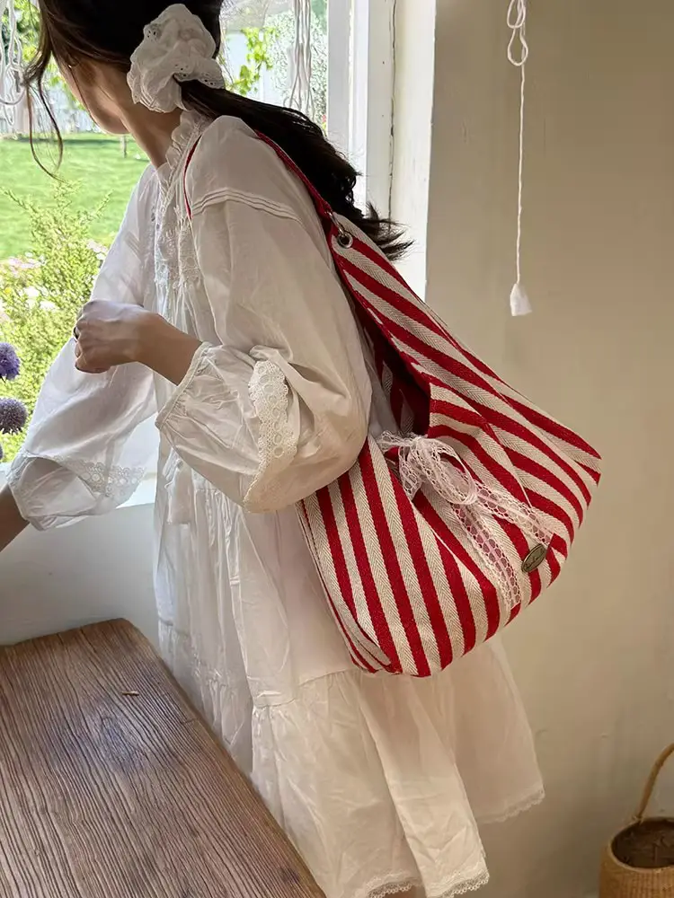 Women Striped Canvas Shoulder Bag Red White 2025 — feature 5