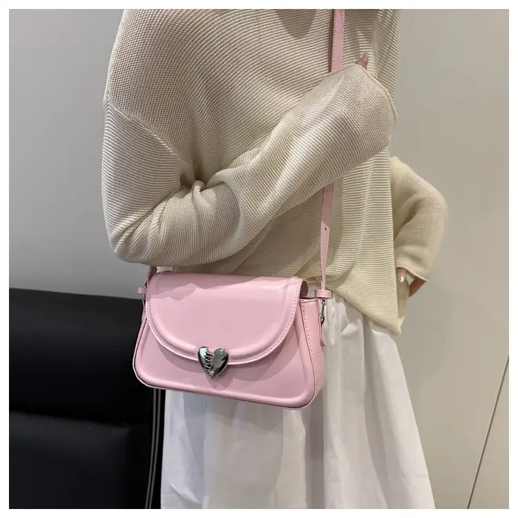 Pink Heart Lock Shoulder Bag for Women 2023 — feature 20