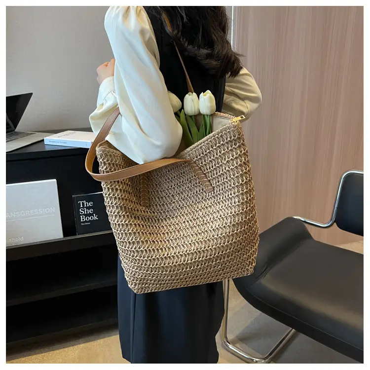 Women's Straw Shoulder Bag Large Capacity Korean Style — feature 28