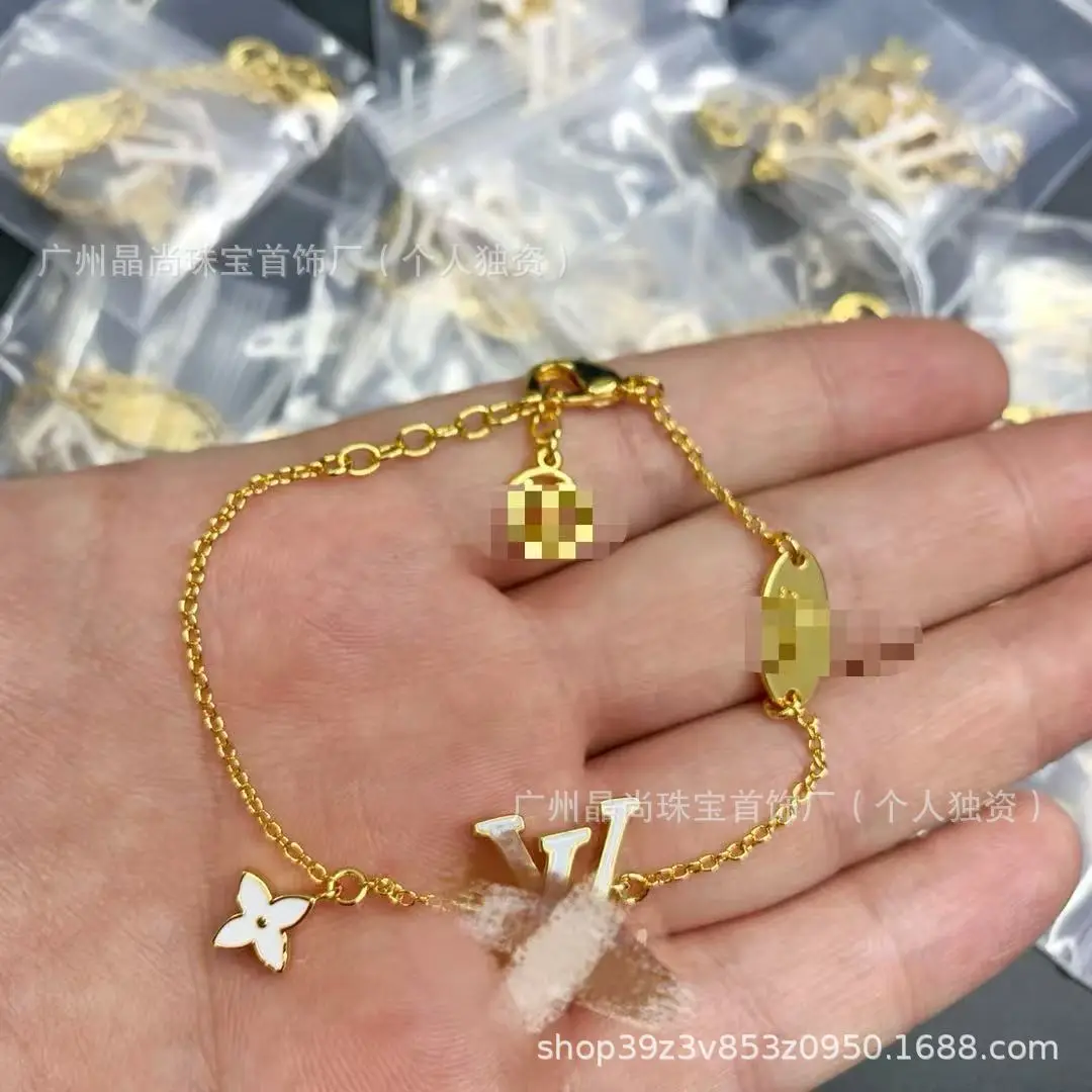 2025 New Product L's Silver 3-Piece Clover Necklace — feature 19