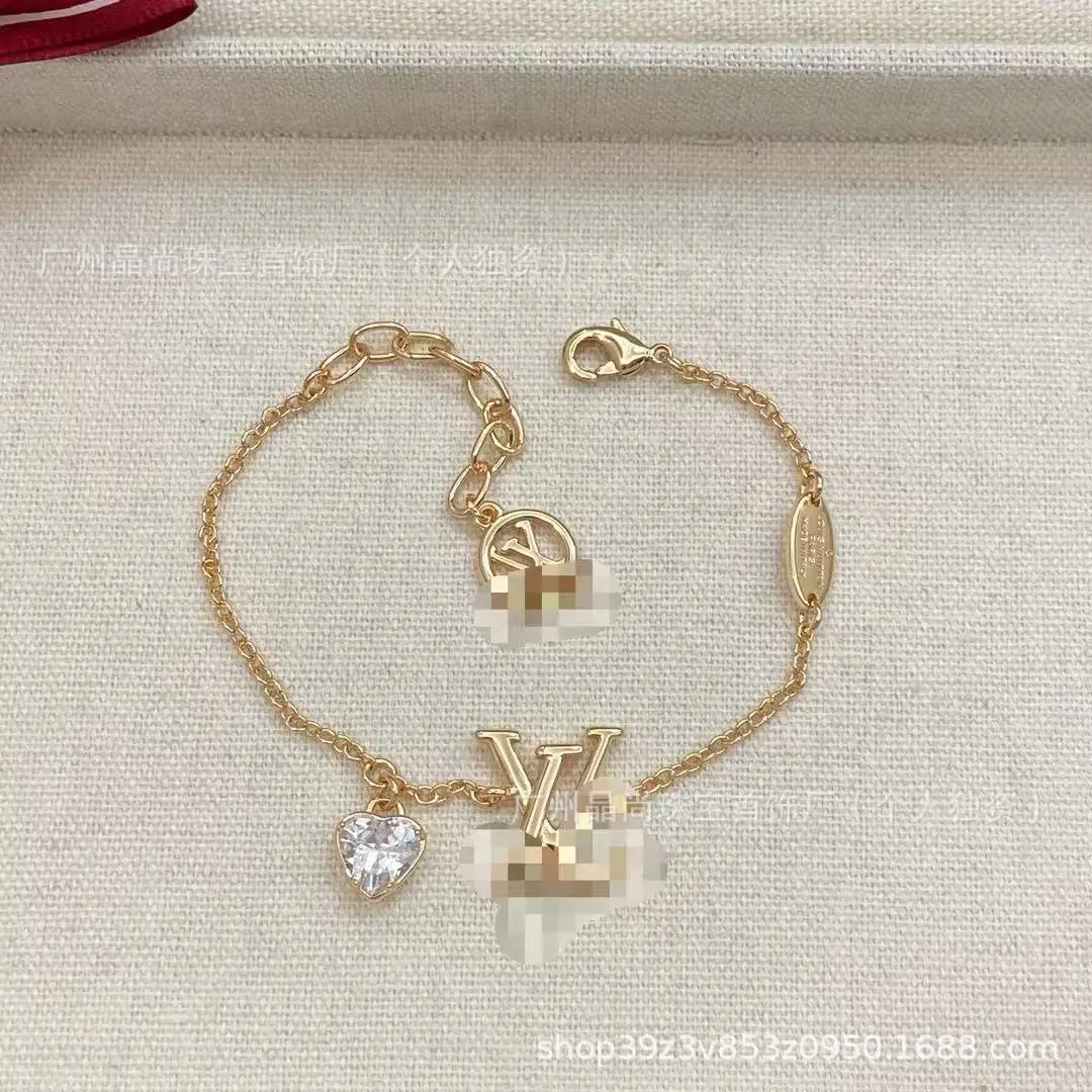 2025 New Product L's Silver 3-Piece Clover Necklace — feature 24