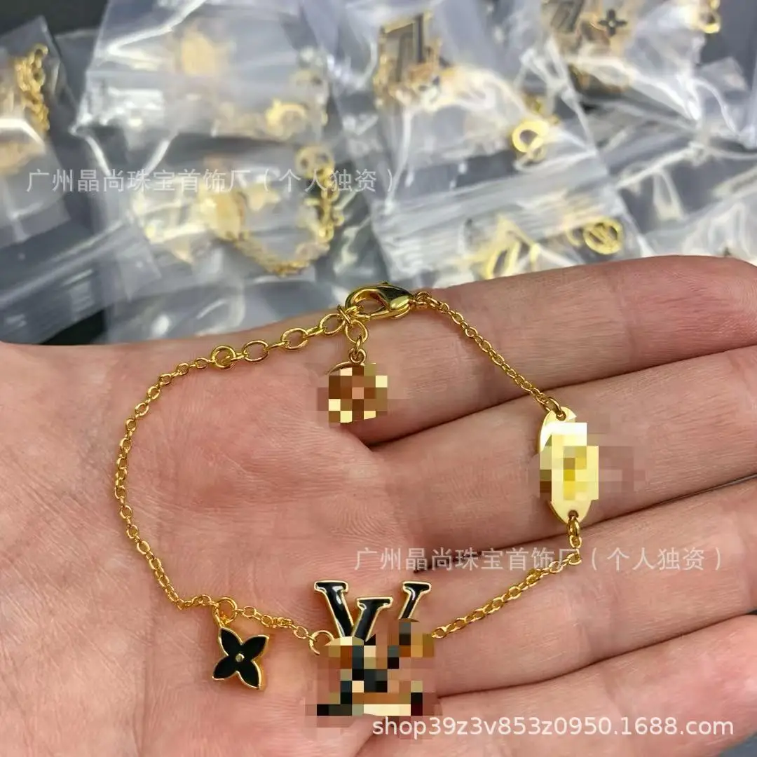 2025 New Product L's Silver 3-Piece Clover Necklace — feature 30
