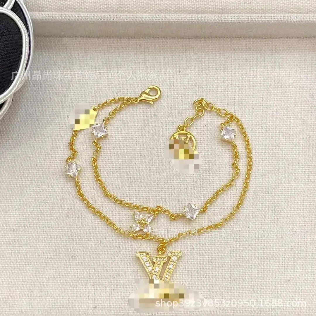 2025 New Product L's Silver 3-Piece Clover Necklace - Image 7