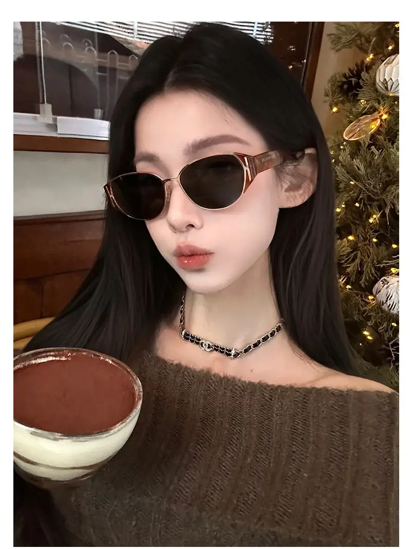 Women's Cat-Eye Anti-UV Sunglasses Black β feature 1